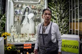 El lado B de la Ciudad de México: Tianguis y misticismo